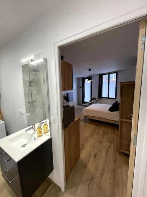 Alp Chartres - Cosy Studio Au Coeur De Chartres Avec Parking エクステリア 写真